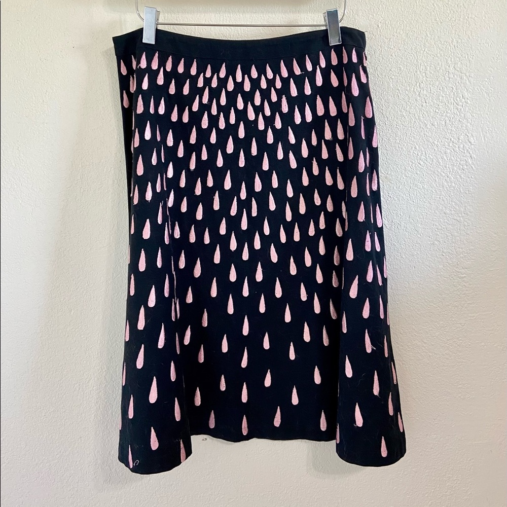 Embroidered A-line black and pink skirt